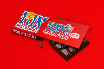 Tony Chocolonely + De Nederlandse Postcode Loterij — Campagne voor de samenwerking